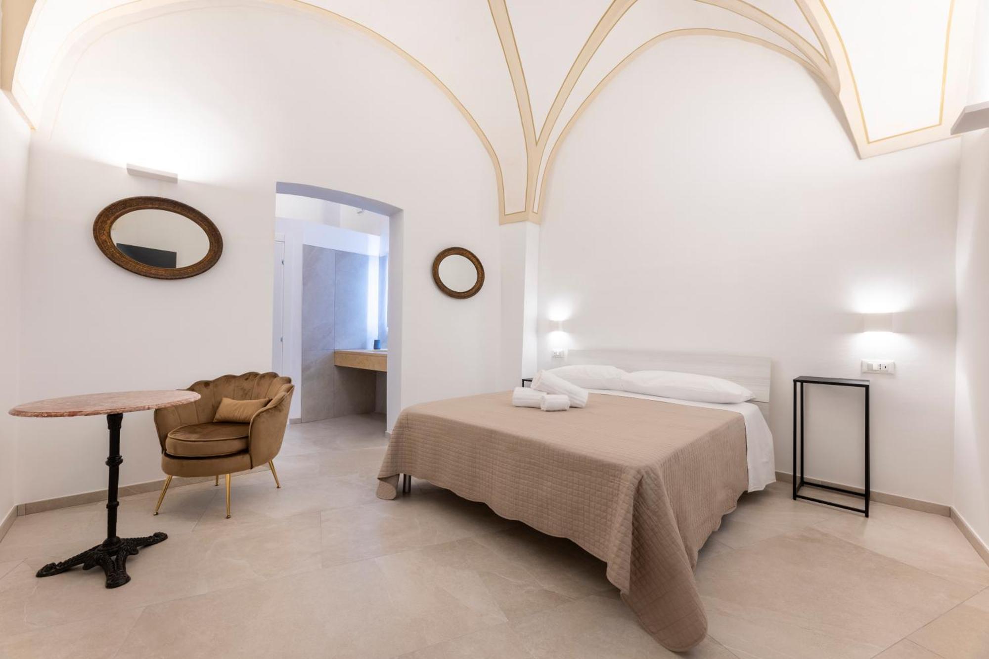 Acquaviva & Lecce
